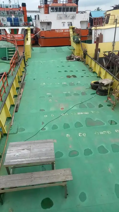 Landing Craft, Tank προς πώληση