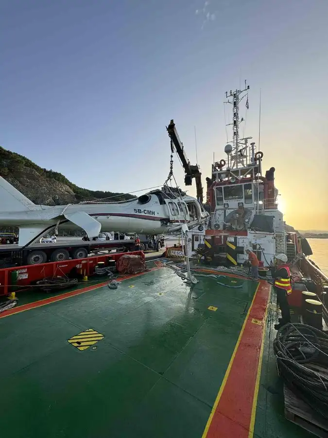 Ρυμουλκό πλοίο προς πώληση