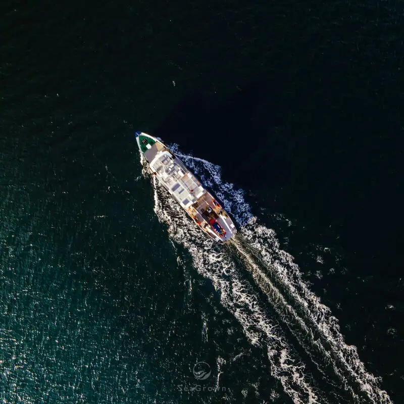 Σκάφος έρευνας προς πώληση