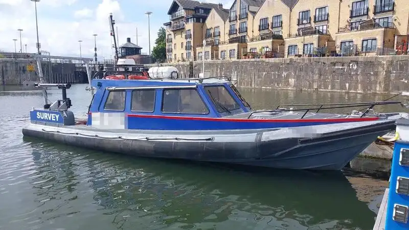 Σκάφος έρευνας προς πώληση