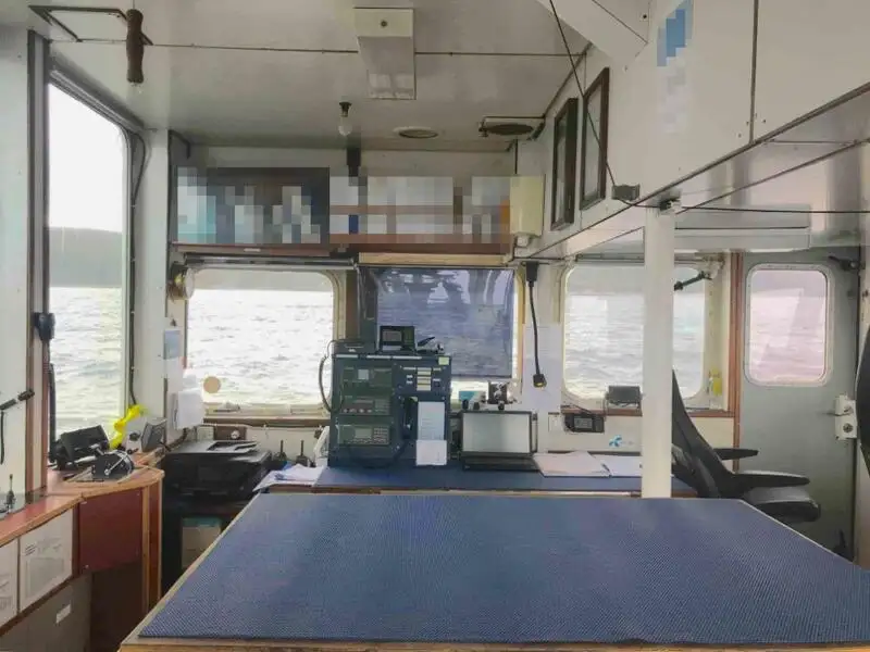 Ρυμουλκό πλοίο προς πώληση