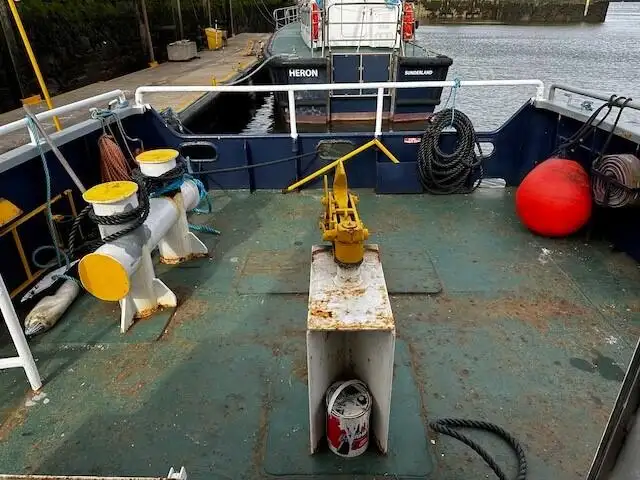 Σκάφη εργασίας προς πώληση