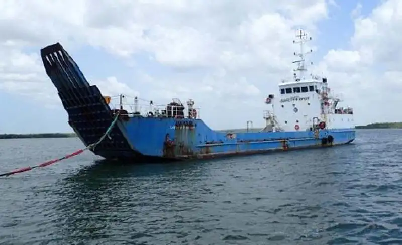 Landing Craft, Tank προς πώληση