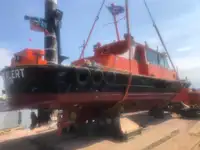 Σκάφος έρευνας προς πώληση