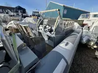 Άκαμπτο φουσκωτό σκάφος προς πώληση