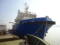 Ρυμουλκό πλοίο προς πώληση