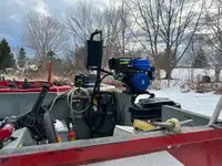 Σκουπιδοτενεκέ νερό προς πώληση