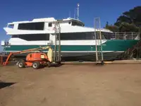 Μηχανοκίνητο σκάφος προς πώληση